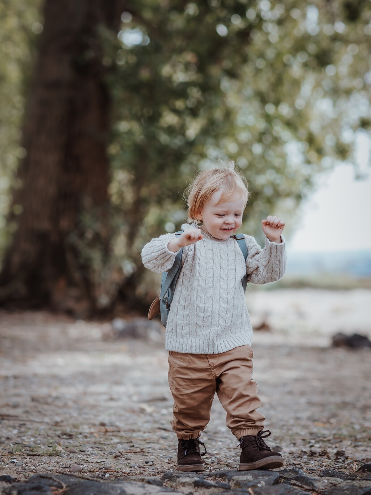 Familienfotos am Wasser – Kleine Abenteuer – Bild 1