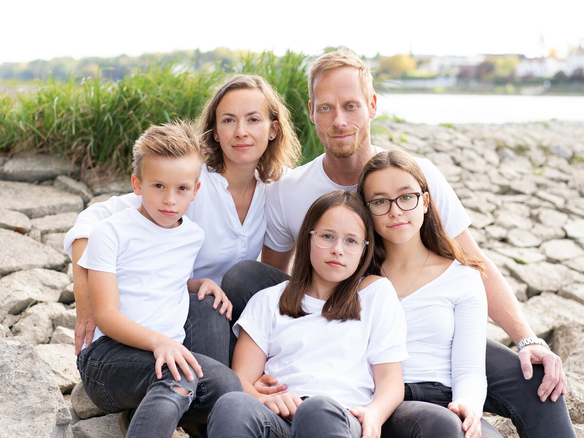 Familienfotos mit großen Kindern – Einfach wir – Bild 1